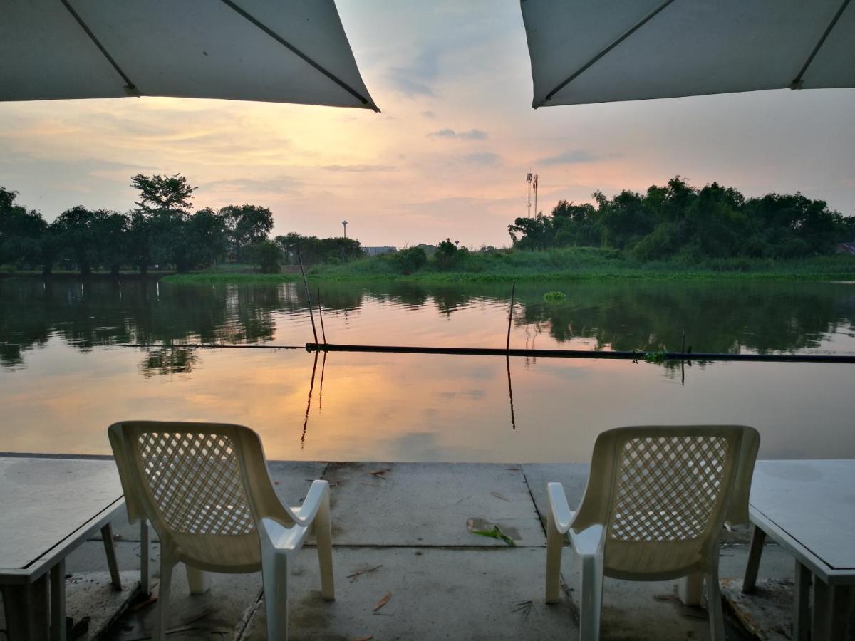 אוטאי תאני River Marina Resort מראה חיצוני תמונה